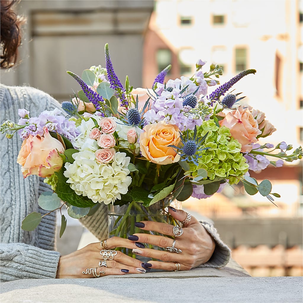 Porch Swing Bouquet –  Lynchburg Leo Wood Florist, Lynchburg VA