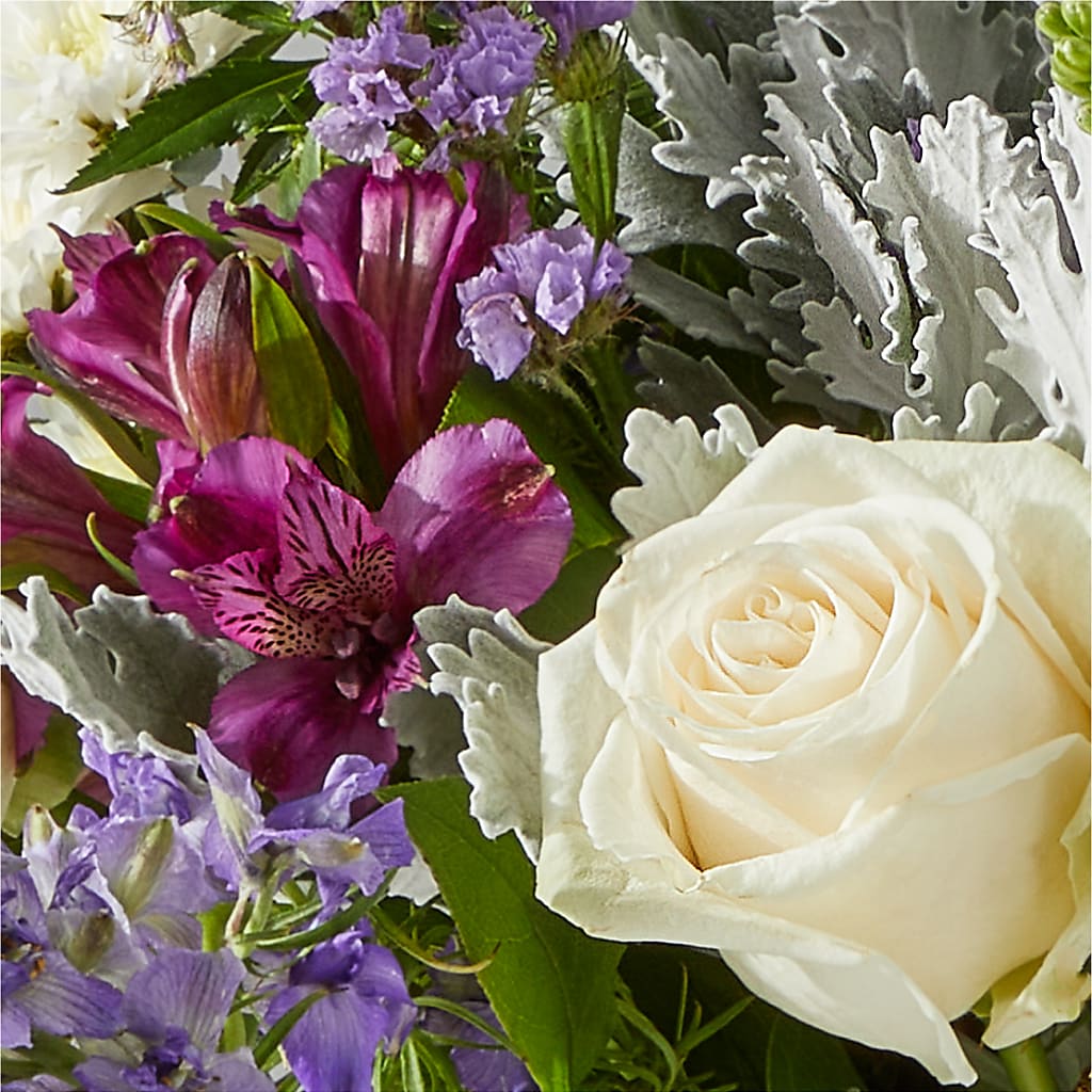 Shooting Star Bouquet –  Lynchburg Leo Wood Florist, Lynchburg VA