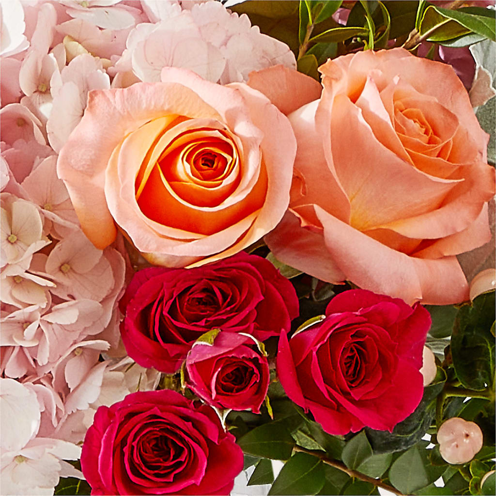 Glitz & Glam Bouquet –  Lynchburg Leo Wood Florist, Lynchburg VA