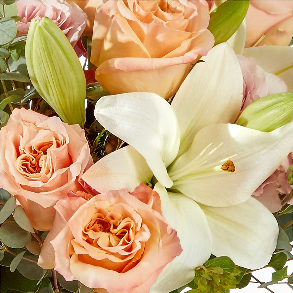 Grapefruit Splash Bouquet –  Lynchburg Leo Wood Florist, Lynchburg VA