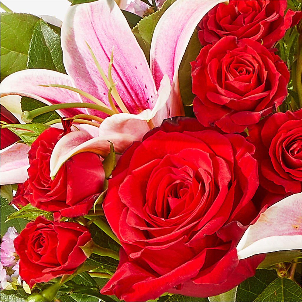 Hopeless Romantic Bouquet –  Lynchburg Leo Wood Florist, Lynchburg VA