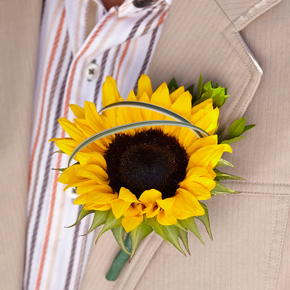 Free Spirit Boutonniere –  Lynchburg Leo Wood Florist, Lynchburg VA